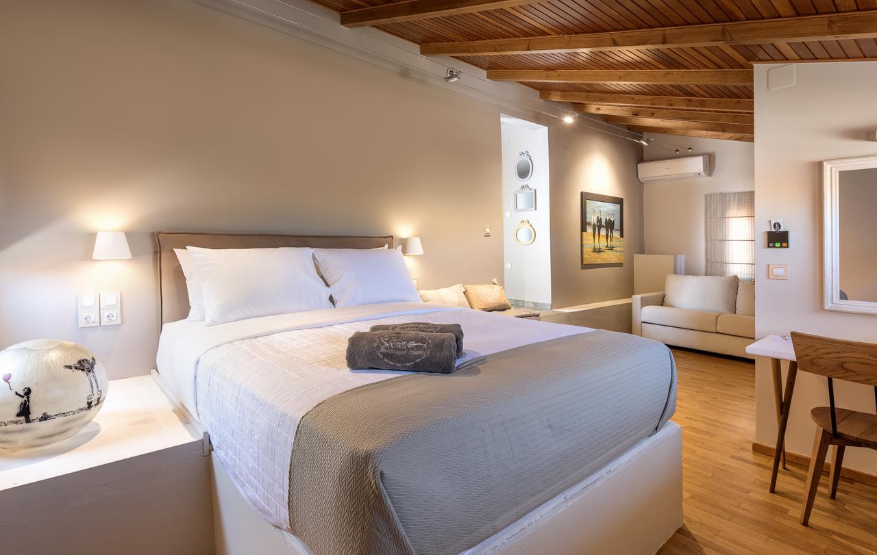 The Secret Boutique Hotel Lefkada City Bagian luar foto